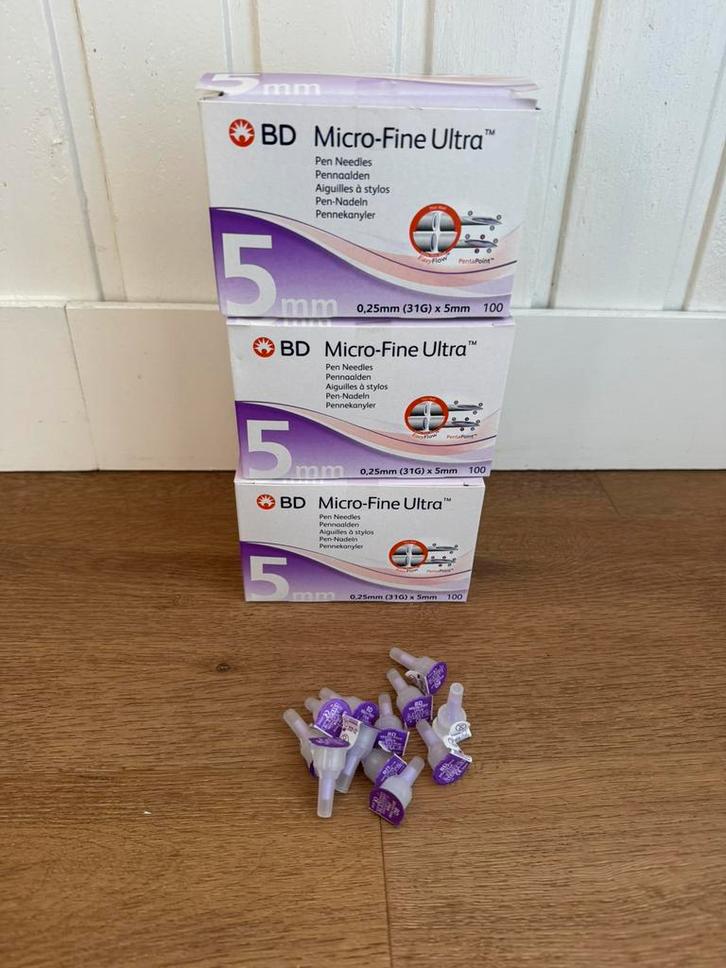3x BD Microfine ultra pennaald 0,25 x 5mm (31G) 100 stuks, Diversen, Verpleegmiddelen, Nieuw, Ophalen of Verzenden