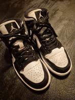 Nike jordan 37.5, Ophalen of Verzenden, Zo goed als nieuw, Schoenen
