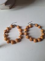 Oorringen kunststof gaatjes horen in de kralen bamboe look, Ophalen of Verzenden, Zo goed als nieuw, Overige materialen