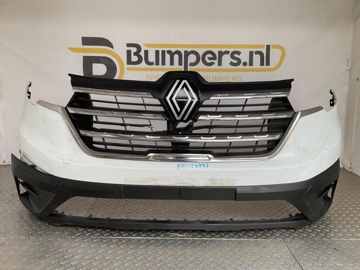 Bumper Renault Trafic 3 Facelift 22-25 Voorbumper F10-14792z, Auto diversen, Tuning en Styling, Ophalen