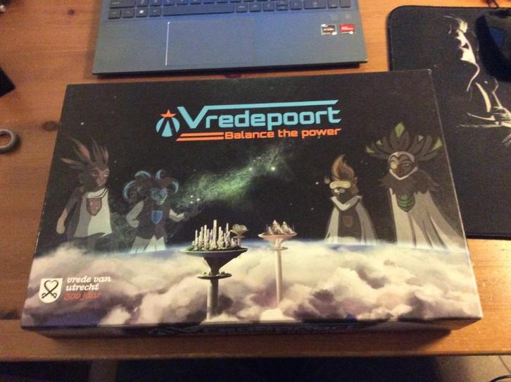 Vredepoort Balance the Power nieuw. vrede van Utrecht, 300jr, Hobby en Vrije tijd, Gezelschapsspellen | Bordspellen, Nieuw, Drie of vier spelers