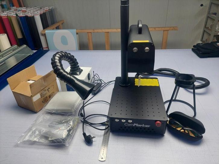 ComMarker B4 20W fiberlaser (graveren) met afzuiger, Hobby en Vrije tijd, Overige Hobby en Vrije tijd, Zo goed als nieuw, Ophalen