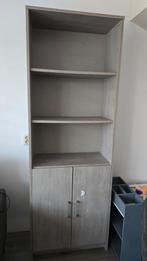 Hoge Kast met Deuren en Planken, Huis en Inrichting, Kasten | Boekenkasten, Overige materialen, Modern, 150 tot 200 cm, 25 tot 50 cm
