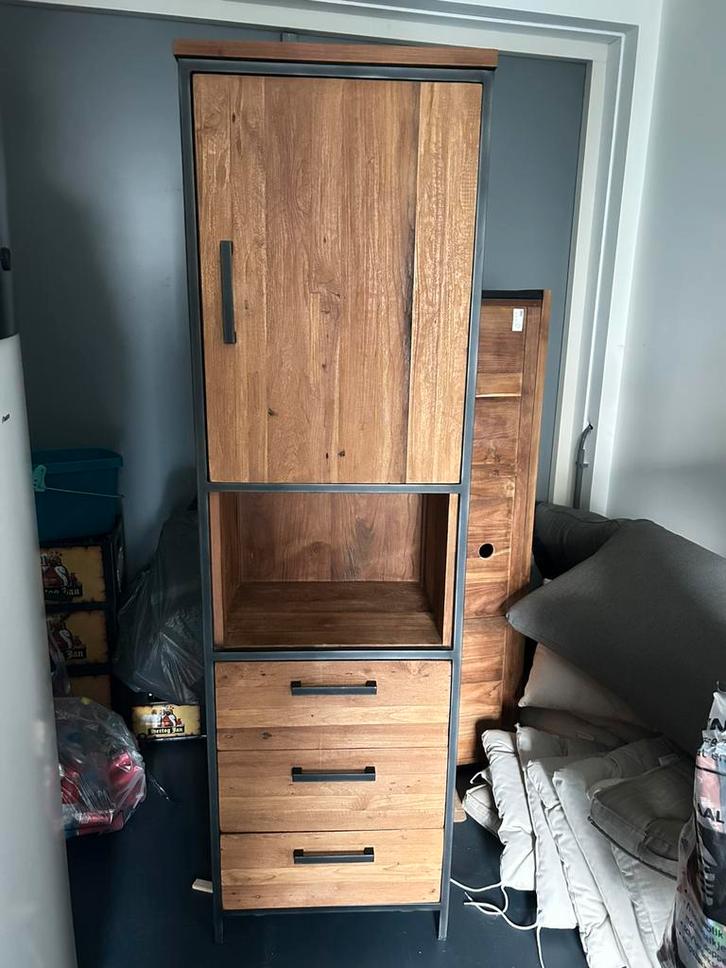 Industriële Teakhouten Kast - 190cm Hoog, Huis en Inrichting, Kasten | Dressoirs, Gebruikt, 150 tot 200 cm, 25 tot 50 cm, Met lade(s)