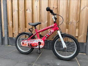 Mooie CARS 16 inch kinderfiets met voor en achterhandrem €75 beschikbaar voor biedingen