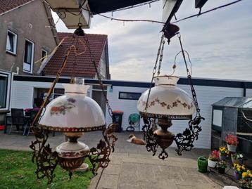2 Brocante middel grote voormalige olie hang lampen +meer. beschikbaar voor biedingen