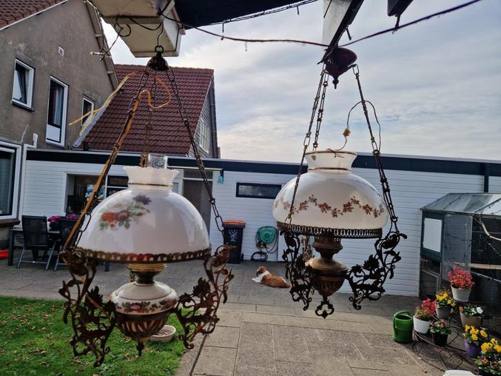 2 Brocante middel grote voormalige olie hang lampen +meer., Antiek en Kunst, Antiek | Lampen, Ophalen of Verzenden
