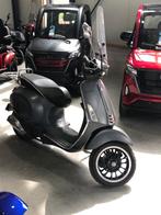 Vespa Sprint Piaggio BJ 15-05-2015, Gebruikt, Iaggio & C. S.p.A.  Viale Rinaldo Piaggio, 25  56025 Pontedera (PI), Italië, Info@piaggio.com