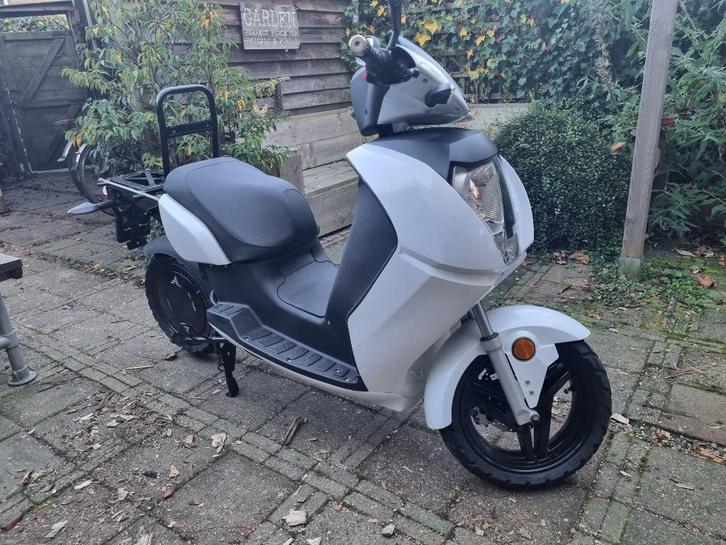 E scooter, Fietsen en Brommers, Snorfietsen en Snorscooters, Zo goed als nieuw, Overige merken, Elektrisch, Ophalen