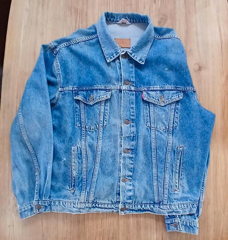Vintage Levi's spijkerjas - Maat XL - Mooie wassing, Kleding | Dames, Jassen | Zomer, Gedragen, Maat 46/48 (XL) of groter, Blauw