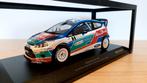 Ford Fiesta WRC 2011 Abu Dhabi 1:18 Hirvonen Minichamps, Ophalen of Verzenden, Zo goed als nieuw, Auto, MiniChamps