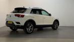 Volkswagen T-Roc 1.5 TSI 150pk DSG Sport Panoramadak Virtual, Auto's, Volkswagen, 1254 kg, Stof, 4 cilinders, Electronic Stability Program (ESP)