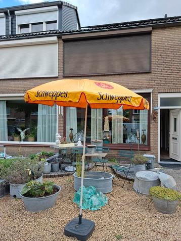 Parasol Vintage Schweppes, reclameparasol  kunsstof doek beschikbaar voor biedingen