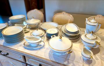 Prachtig klassiek 12-persoons Heinrich porselein servies beschikbaar voor biedingen