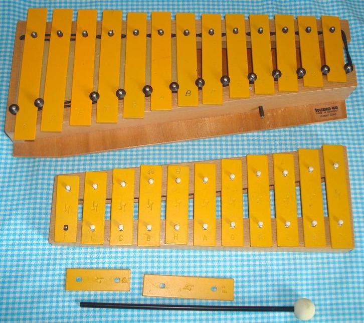 Xylofoon 2 stuks Studio 49 Sonor percussion geel klokkenspel, Muziek en Instrumenten, Percussie, Gebruikt, Melodische percussie