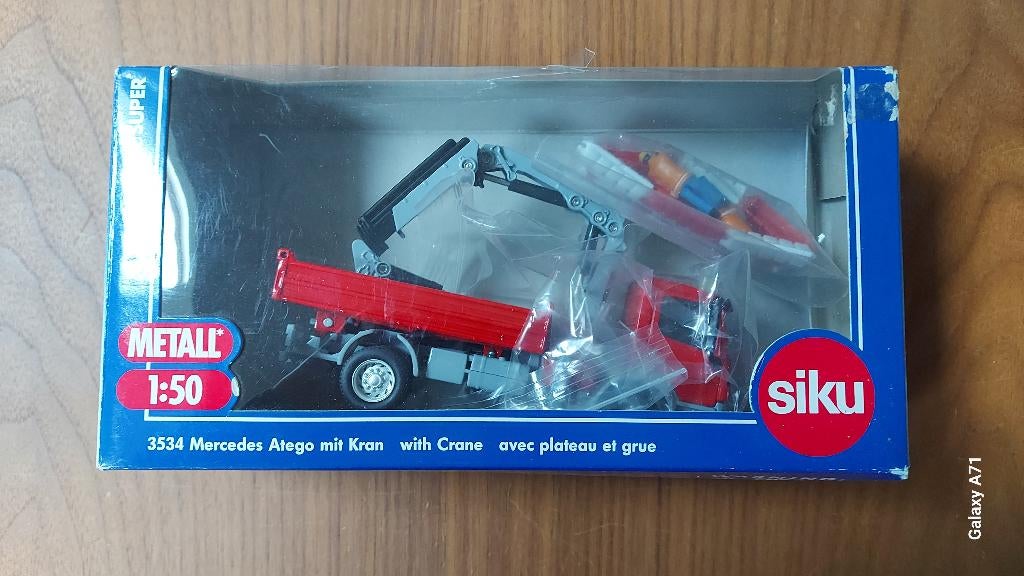 Siku 3534 Mercedes Actros - 2, Hobby en Vrije tijd, Modelauto's | 1:50, Ophalen of Verzenden, Zo goed als nieuw, Bus of Vrachtwagen