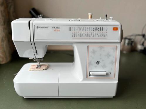 Husqvarna Viking H|Class E20 naaimachine, Hobby en Vrije tijd, Naaimachines en Toebehoren, Gebruikt, Naaimachine, Husqvarna, Ophalen