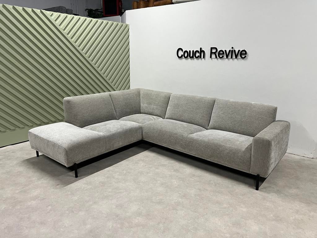 GRATIS LEVERING Z.G.A.N grijze hoekbank 290x225 Gereinigd, Huis en Inrichting, Banken | Bankstellen, Ophalen of Verzenden, Zo goed als nieuw