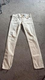 Crème broek voor dames van Guess maat 29, Kleding | Dames, Guess, Wit, Ophalen of Verzenden, W28 - W29 (confectie 36)