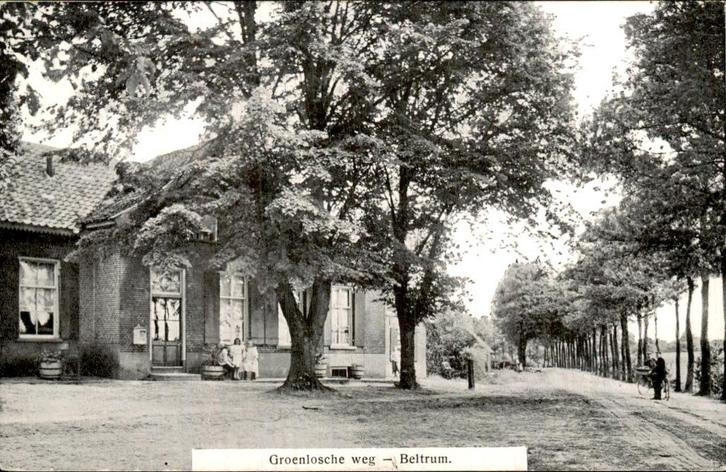 Beltrum - Groenlosche weg - Straatzicht, Verzamelen, Ansichtkaarten | Nederland, Gelopen, Gelderland, Voor 1920, Ophalen of Verzenden