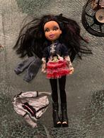 Bratz Pop met extra kleding, Ophalen of Verzenden, Gebruikt, Pop