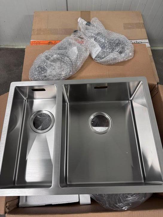 2 Nieuwe Arte Dubbele Wasbakken, Huis en Inrichting, Keuken | Keukenelementen, Nieuw, Minder dan 100 cm, 50 tot 100 cm, 25 tot 50 cm