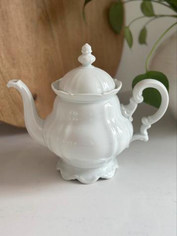 Hutschenreuther Sylvia – theepot met deksel beschikbaar voor biedingen