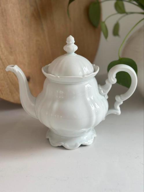 Hutschenreuther Sylvia – theepot met deksel, Antiek en Kunst, Antiek | Servies los, Ophalen of Verzenden