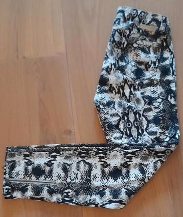 Print 7/8e broek van s.Oliver - maat 36 - crème zwart beschikbaar voor biedingen