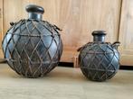 2 oude Nepalese bolle waterkruiken, vazen, Overige materialen, Gebruikt, Overige kleuren, Ophalen of Verzenden