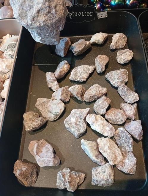 Lepidoliet ruw, Verzamelen, Mineralen en Fossielen, Mineraal, Ophalen of Verzenden