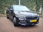 Skoda KAMIQ 1.0 TSI Monte Carlo | Pano | Stoel/stuur verw |, Auto's, Skoda, Stof, Gebruikt, Euro 6, Zwart