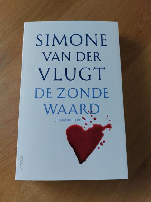 Simone van der Vlugt - De zonde waard, Boeken, Thrillers, Zo goed als nieuw, Nederland, Ophalen of Verzenden