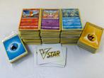 Pokemon kaarten bulk 800 stuks diverse sets en series, Ophalen of Verzenden, Zo goed als nieuw, Meerdere kaarten