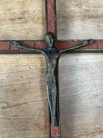 Mooi gestileerd koperen kruisbeeld, Ophalen of Verzenden, Zo goed als nieuw