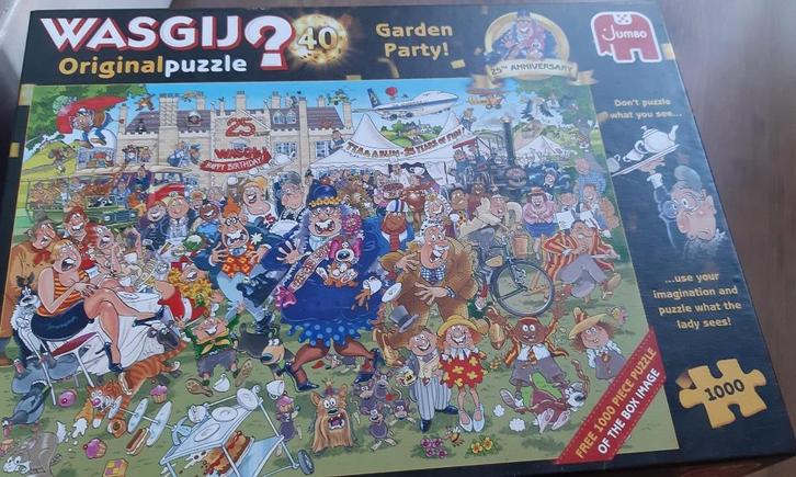 WASGIJ - 2 in 1 doos! - jubileum editie 25 jaar -1000st, Hobby en Vrije tijd, Denksport en Puzzels, Zo goed als nieuw, Legpuzzel