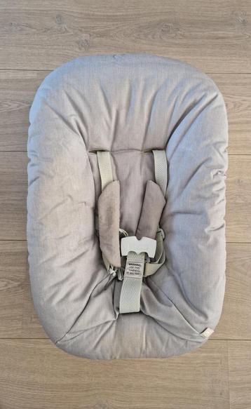 Stokke Tripp Trapp newborn set met speelgoedhanger beschikbaar voor biedingen