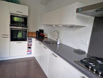 Moderne ibouwkeuken te koop stijlvol, topstaat! beschikbaar voor biedingen