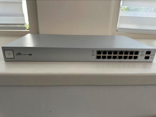 Ubiquiti UniFi US-16-150W PoE 16 poort switch, Computers en Software, Netwerk switches, Gebruikt, Ophalen of Verzenden