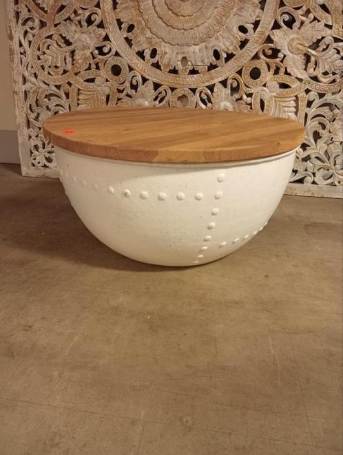 Nieuwe salontafel teakhout half ei model 70cm nu €35, Huis en Inrichting, Woonaccessoires | Overige, Nieuw, Ophalen
