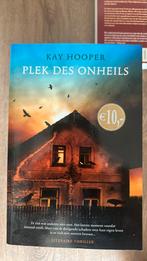 Kay Hooper - Plek des onheils, Kay Hooper, Ophalen of Verzenden, Zo goed als nieuw, Nederland