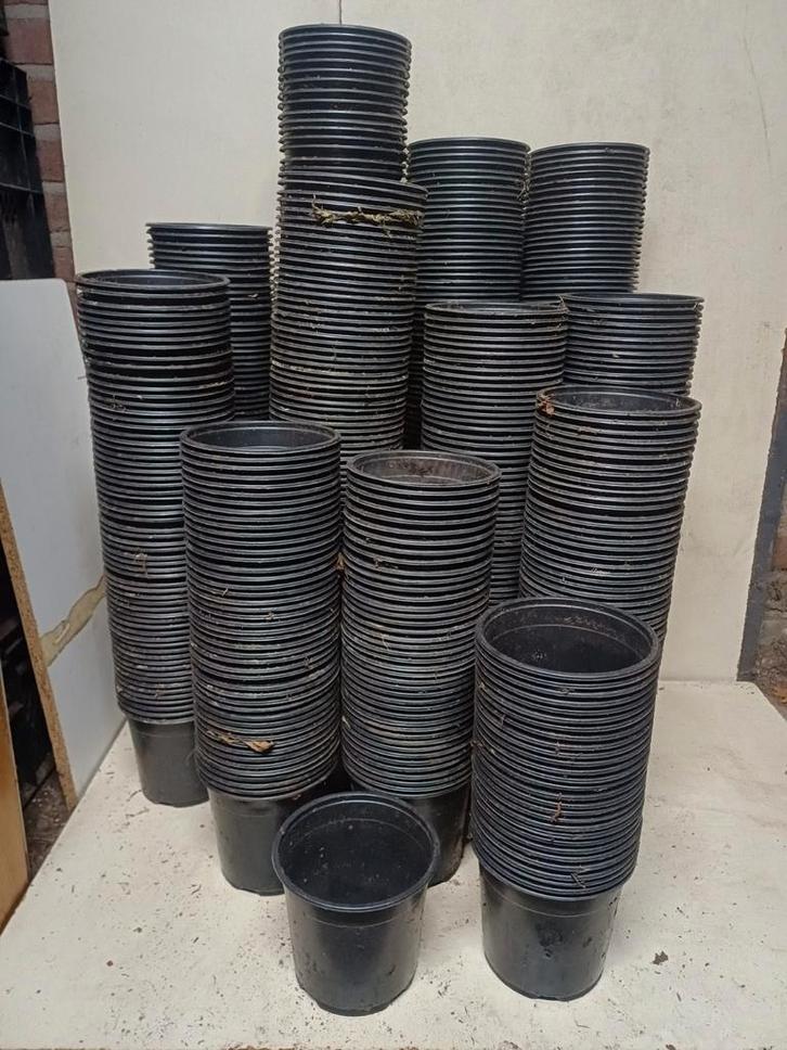 Kweekpotten plantenpotten bloempotten 14 cm, Tuin en Terras, Bloempotten, Gebruikt, Kunststof, Minder dan 40 cm, Minder dan 25 cm