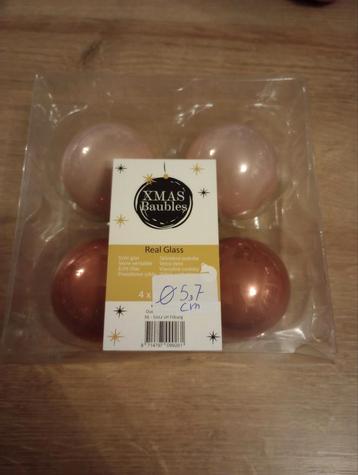 4 Roze kerstballen van Echt Glas Ø 5,7 cm beschikbaar voor biedingen