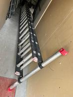 Uitschuifbare ladder, Ophalen, Zo goed als nieuw, 4 meter of meer