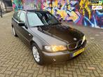 BMW 3-serie Touring 316i Special Executive leer airco naviga, Auto's, BMW, Achterwielaandrijving, 4 cilinders, Zwart, Handgeschakeld