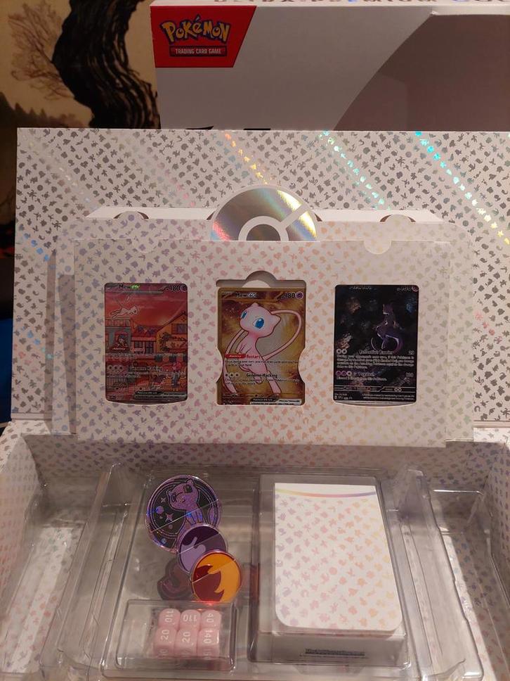 UPC 151 Sealed Promo Set + Upc case & inhoud - packs, Hobby en Vrije tijd, Verzamelkaartspellen | Pokémon, Zo goed als nieuw, Ophalen of Verzenden