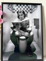 Pulp Fiction' Toilet Scene Poster Ingelijst, Verzamelen, Posters, Rechthoekig Staand, Met lijst, A4 of kleiner, Nieuw