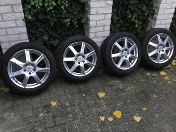 Winterbanden met lichtmetaalvelgen 205/55 R17 beschikbaar voor biedingen