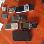 4 oude mobiele telefoons met toebehoren., Telecommunicatie, Mobiele telefoons | Nokia, Ophalen of Verzenden, Gebruikt, Geen camera