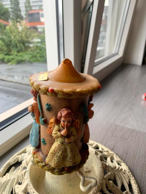 Een mooie handgemaakte kaars met engeltjes, Diversen, Kerst, Ophalen of Verzenden